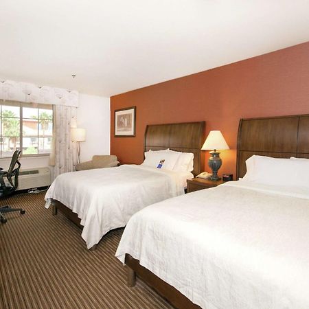 Hilton Garden Inn Palm Springs/Rancho Mirage Exterior foto